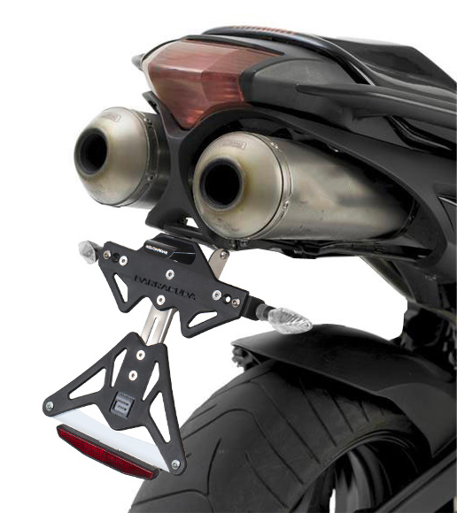 SUPPORT DE PLAQUE YAMAHA FZ6